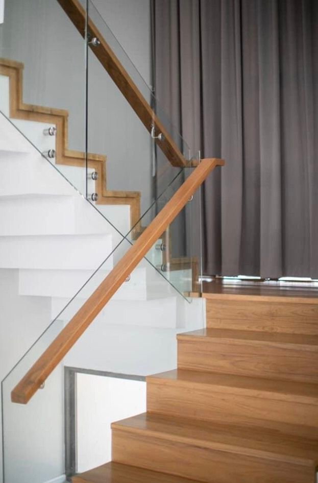 Wooden Railing 3