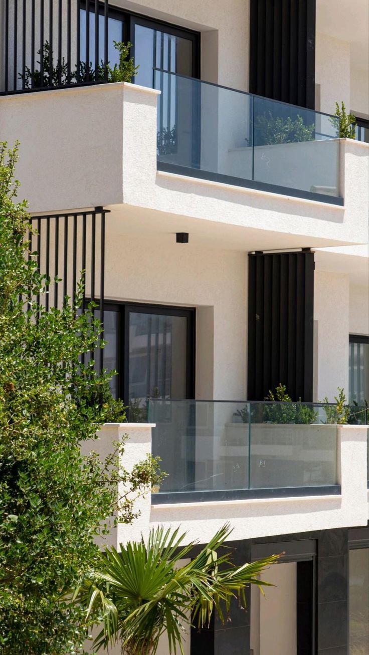 Aluminium Balcony & Railing 1